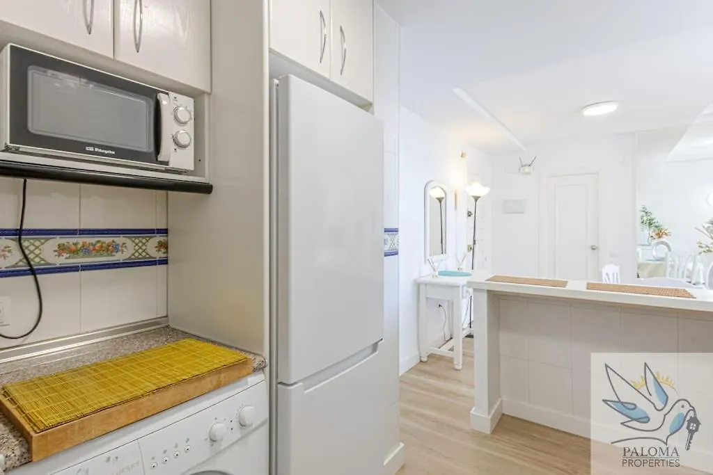 Apartment Bright Apt 2 Bdr, With Sea Views, Benalbeach Benalmadena