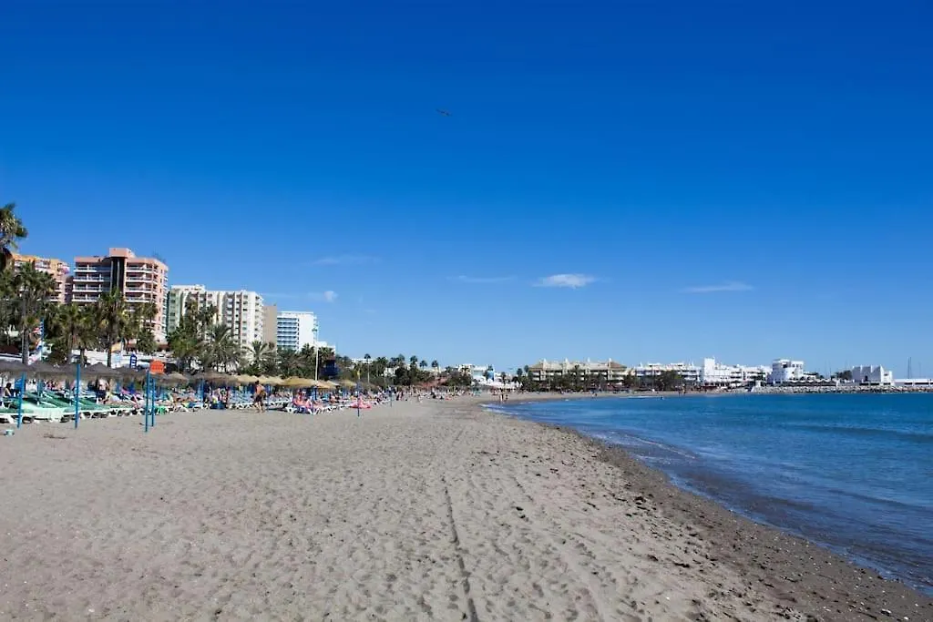 Apartment Bright Apt 2 Bdr, With Sea Views, Benalbeach Benalmadena